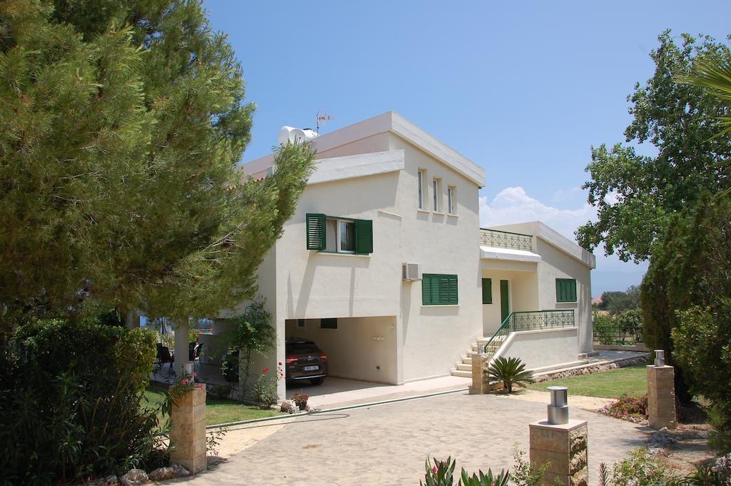 Villa Chrysanthia Polis Rom bilde